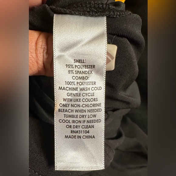 jumpsuit - Picture 8 of 8